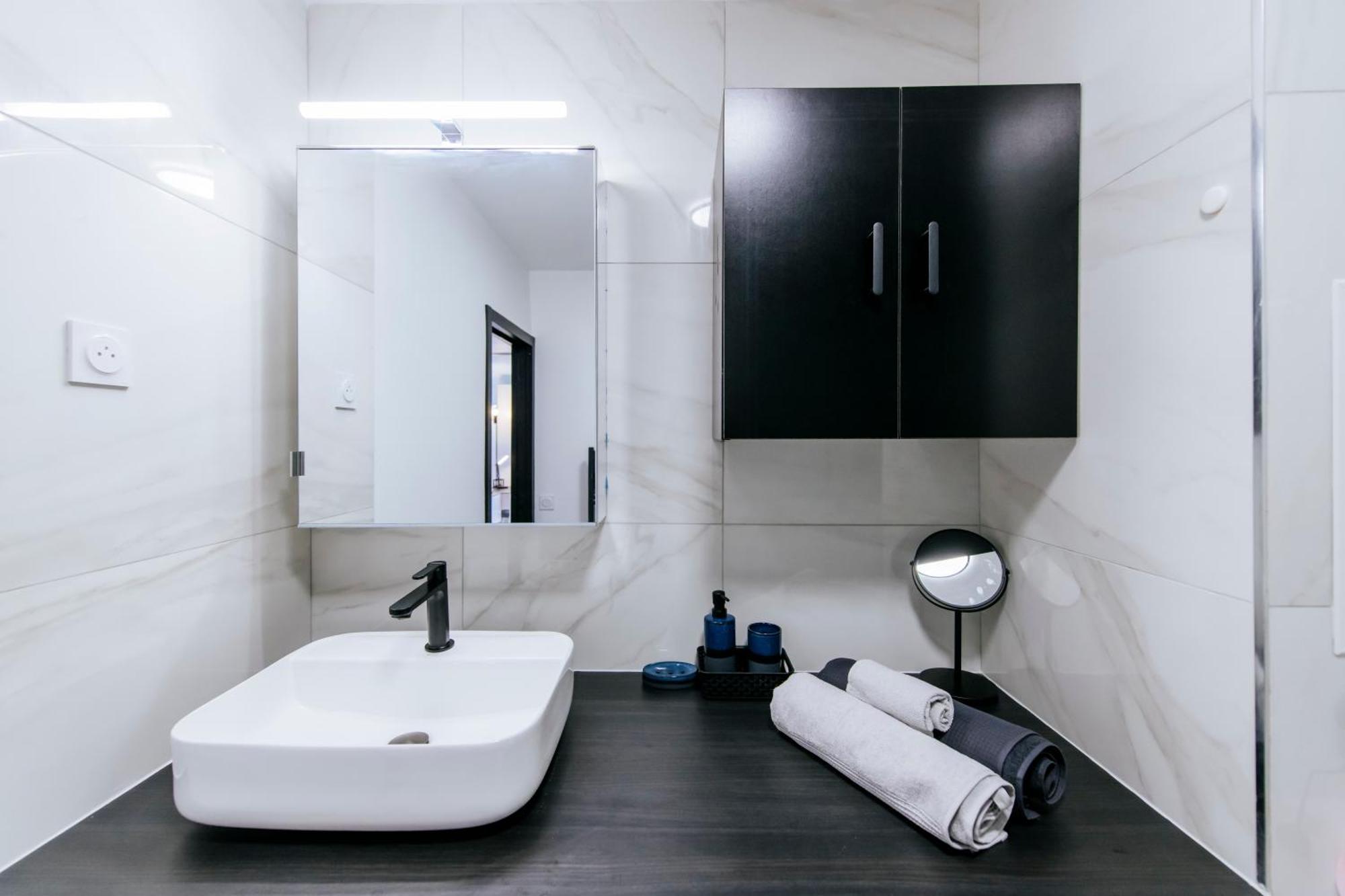 Paris Porte De Versailles - Issyhost Apartment